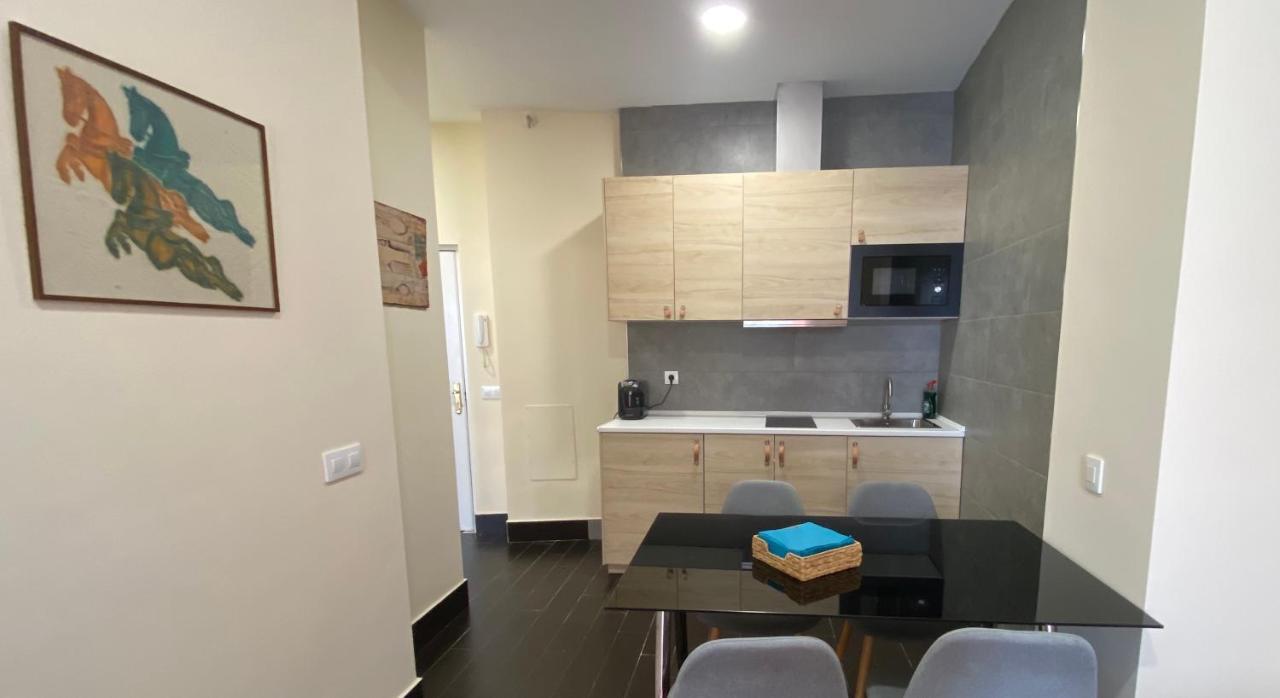 Aym Places Maestranza Apartment Sevilla Exterior foto